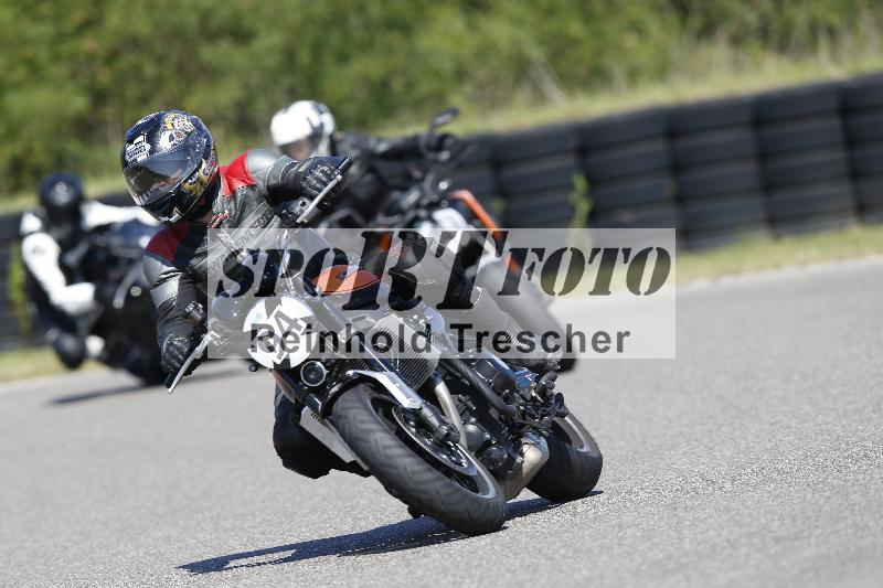 /Archiv-2025/48 25.08.2025 Cornu Master School ADR/gruen-vert/94